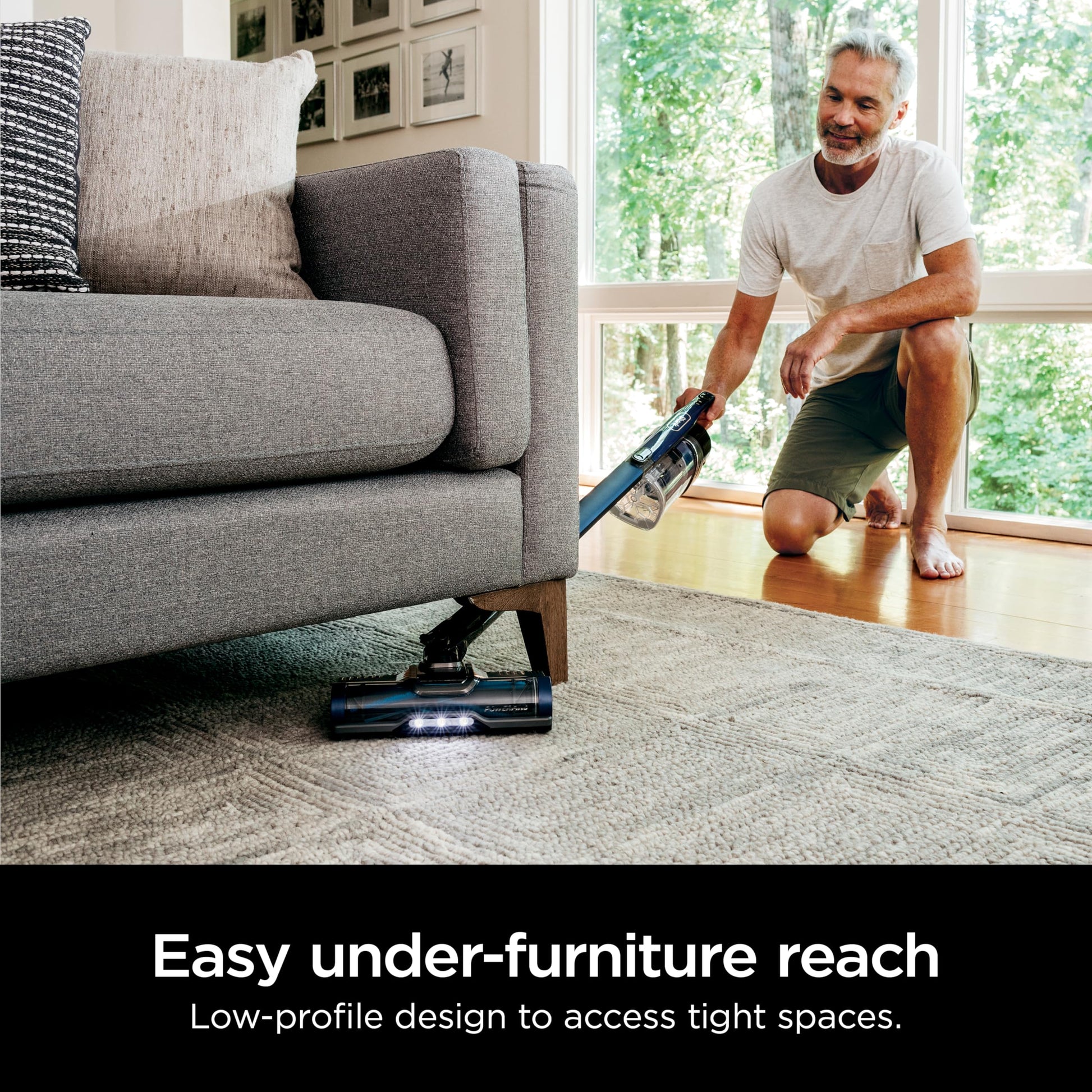 Shark Cordless Vacuum Cleaner, HEPA Filter, Lightweight, Portable, Rechargeable, Pet Hair Pickup, Removable Handheld, Crevice, Upholstery & Dusting Brush Included, 40-min runtime, Red, IZ362H ANM Liquidation