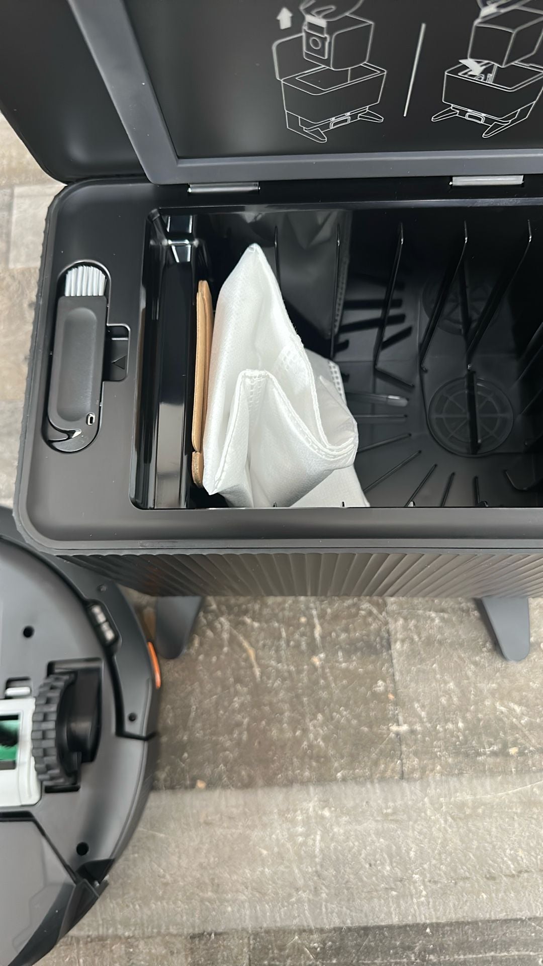 Robot Roomba Vacuum 2 Essential Robot with AutoEmpty Dock, 3 Suction Levels, Latest Floor Tracking Sensors, and Compact Design (Black) ANM Liquidation