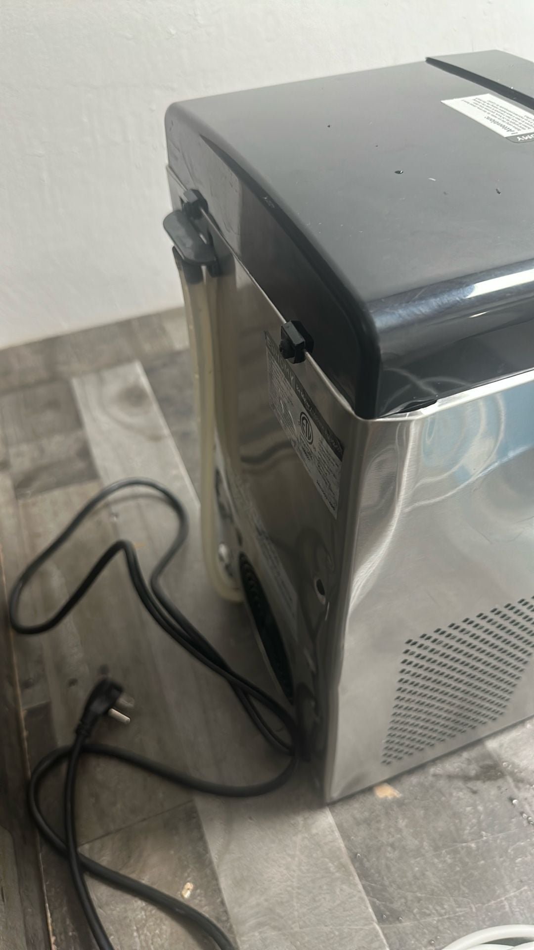 EUHOMY Nugget Ice Maker countertop max 34lbs/day, 2 way water refil, self-cleaning pebble ice maker (Dent & Scratch) ANM Liquidation