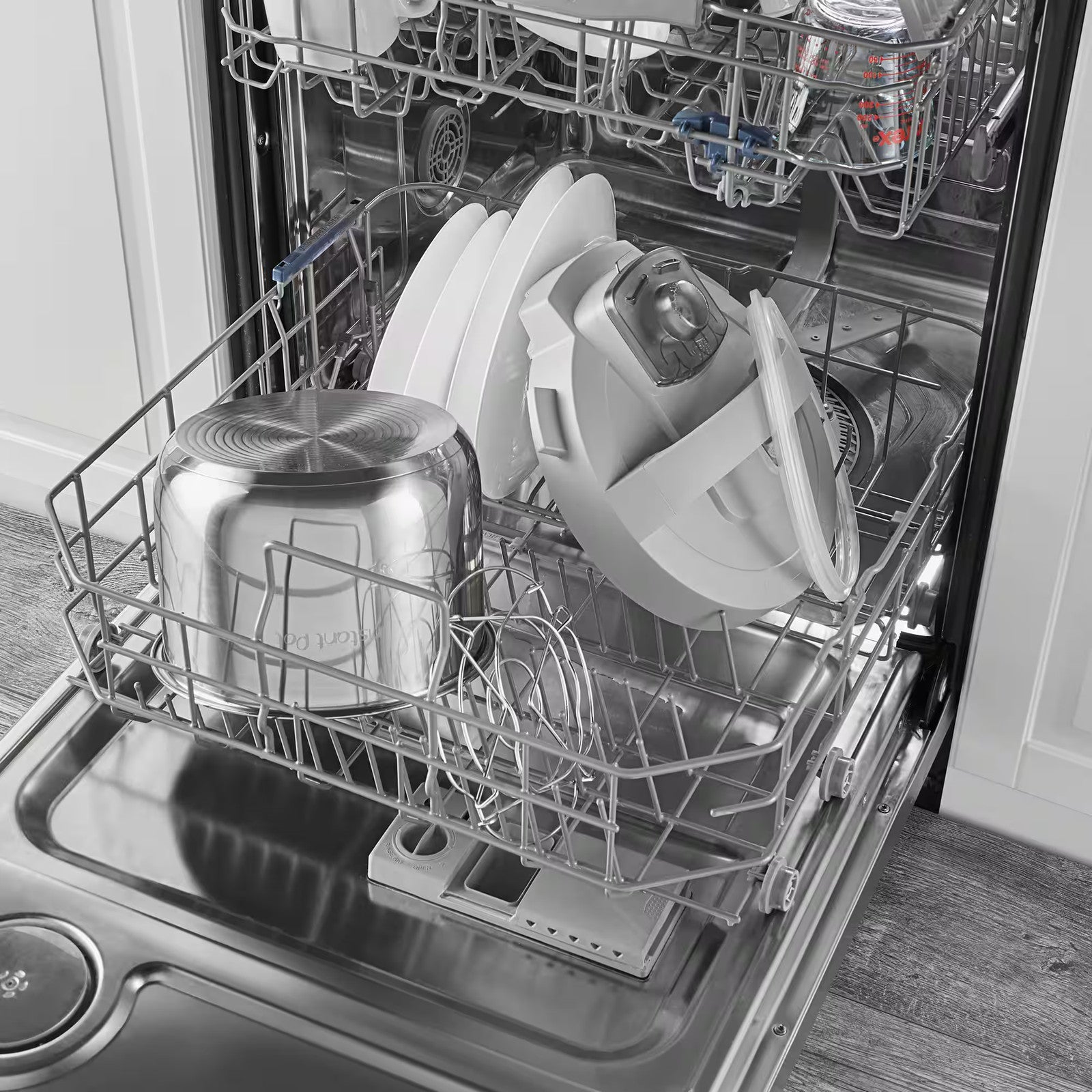 Instant Pot - 6QT Duo Plus Multi-Use Pressure Cooker with Whisper-Quiet Steam... ANM Liquidation