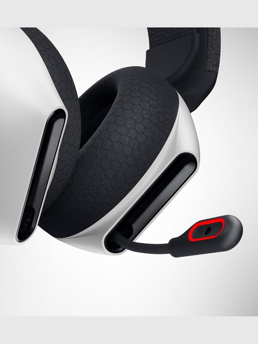 Alienware AW725H Tri Mode Wired/Wireless Gaming Headset [MISSING USB DONGLE]™